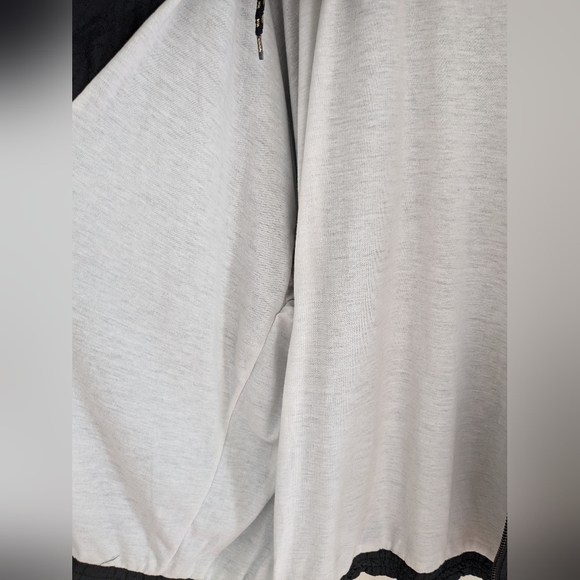 Vintage Windbreaker Black and Gold Pattern Lined Women's Size XL - Picture 2 of 9